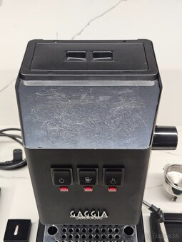Prodám pákový kávovar Gaggia New Classic EVO BC + váha - 3