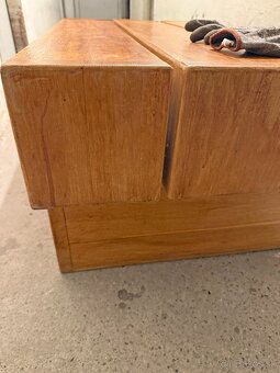 Predám dubový stôl (masív) - 3