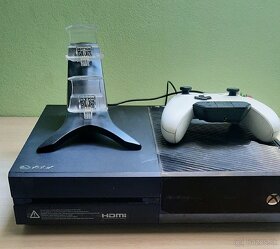 Xbox One + dokovacia stanica - 3