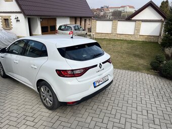 Renaut Megane - 3