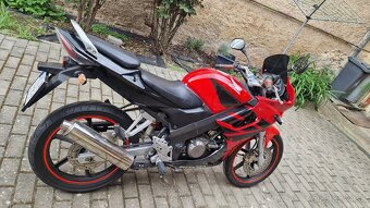 Honda CBR 125 - 3