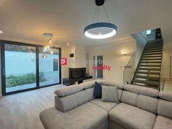 Luxusná výnimočná 5izb mezonetová vila v Prešove (F544-12-A - 3