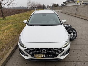 Hyundai i30 combi 1,5 benzín 2022 v záruke - 3