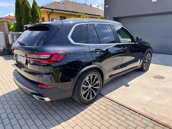 BMW X5 45e xDrive - 360 kamery - vzduch - 3