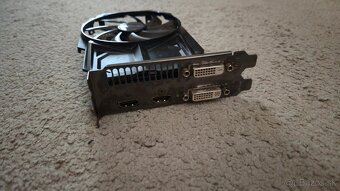 GIGABYTE GTX 750 1GB - 3
