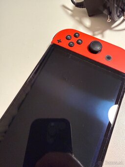 predám nintendo switch OLED v edicii Mario kart - 3