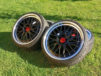 MB Design LV1 235/30 R20 - 5x112 - 3