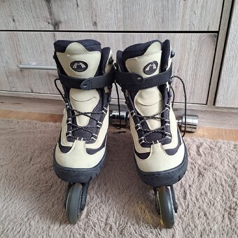 Kolieskové korčule - 3