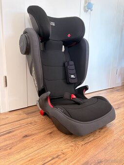 Britax-Römer KIDFIX III S - 3