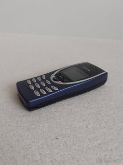 NOKIA 8210 - 3