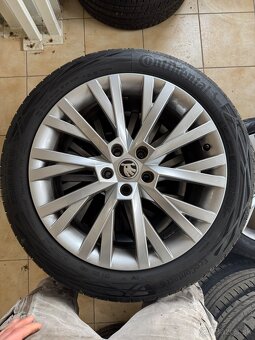 Skoda 5x112 r18 - 3