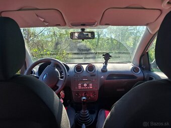 Ford fiesta - 3