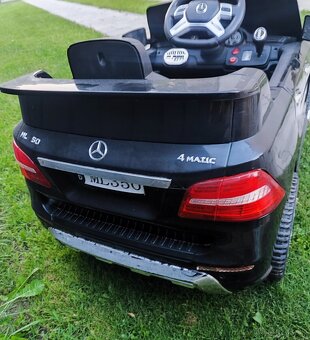 Elektrické autíčko Mercedes ML 350 - 3