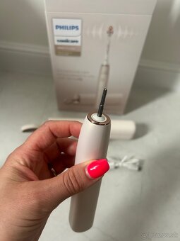 Philips Sonicare 9900 Prestige HX9992/11 - 3