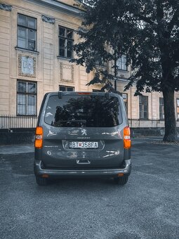 PEUGEOT TRAVELLER EXPERT 2.0 HDi - 3