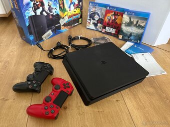PLAYSTATION 4 slim 500GB - 3
