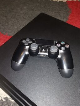 PlayStation 4 Pro - 3