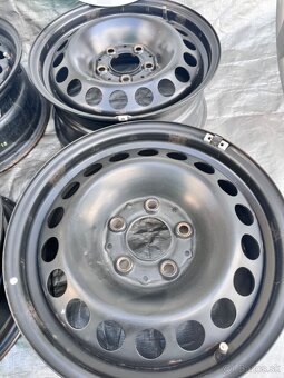 5x112 R15 originální plechové disky + Poklice Mercedes - 3
