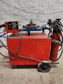 Zváračka CO2 UniMig 400 - 3