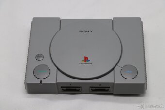 Sony PlayStation Classic (PS1 Mini) + 2 ovládače + HDMI - 3