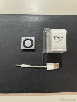 iPod Shuffle 2GB - 3