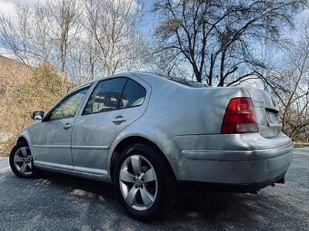 Volkswagen Bora 1.9 TDI 96KW 4Motion - 3