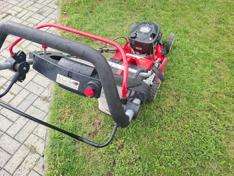 Hecht 543 s elektrickým štartom - 3