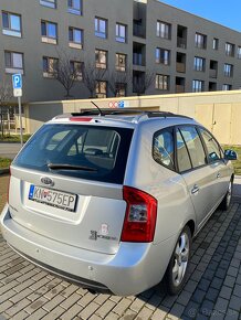 KIA Carens 2.0 diesel 2007 7 miest - 3