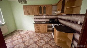 EXKLUZÍVNE na Predaj 3-izbový byt, CENTRUM II, Dubnica nad V - 3