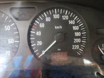 Opel Astra G 1,6 benzín - 3