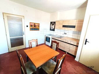 NA PREDAJ 1 IZB. BYT V CENTRE MESTA, 40M2, HVIEZDOSLAVOVA UL - 3