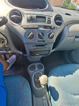 Toyota yaris 1.0 vvti - 3