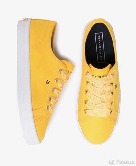 Predám plátené tenisky Tommy Hilfiger - 3