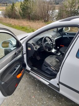 Škoda octavia scout rok 2013 1.8tsi 4x4 - 3