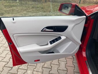 Mercedes-Benz CLA 180 A/T Shooting Brake,len 22000 KM - 3
