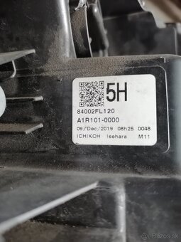 prave svetlo na subaru xv 2019 - 3