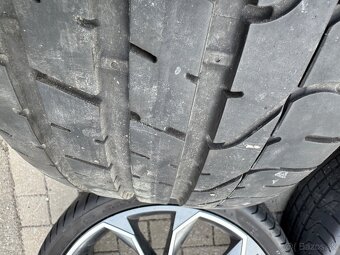 Skoda Octavia RS 225/40R19 - 3