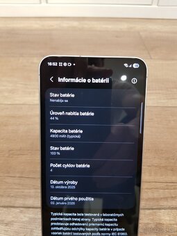 Samsung Galaxy S25 FE  256GB - 3