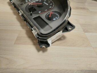 Nove budiky Volvo V70 S60 S80? P2 - 3