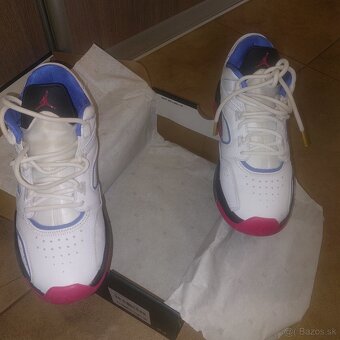 Nike Jordan - 3