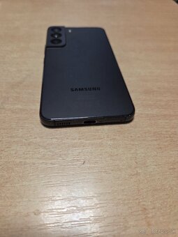 Samsung galaxy S22 - 3