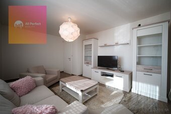 Novostavba 3 izbový byt s terasou|2 park. miesta|záhrada|pre - 3