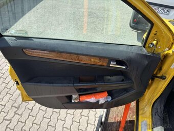 OPEL ASTRA H - rozpredám na diely - 3