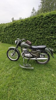 Jawa 250/579 Army - 3