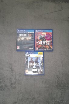PlayStation 4 PRO 1TB + 6 hier + 3 ovládače - 3