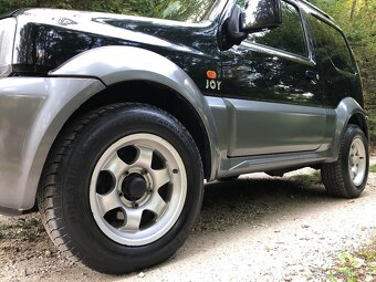Suzuki Jimny JOY 1.3 63kW 2010 4x4 A/C koža výhrev sedadiel - 3