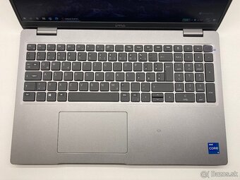 Dell Latitude 5520 15.6" i7-1185G7/32GB/512GB/FHD/IPS/ZAR12 - 3