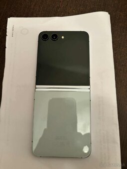 Samsung Z Filp 5 - 3