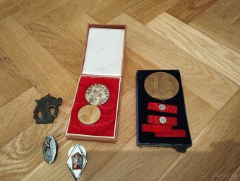 Medaile, vyznamenania, - 3