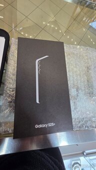 Samsung Galaxy s25 plus - 3